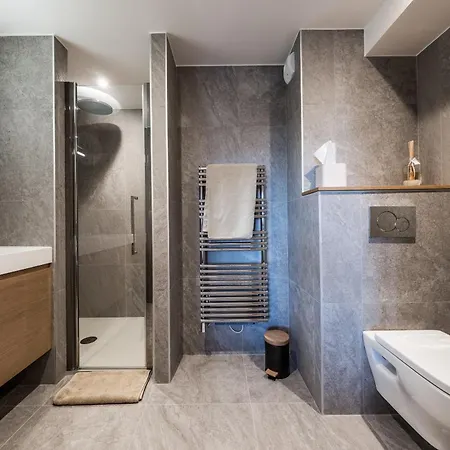 Le Glacier Pelve 1650 - Five Bedrooms - شاليه كورشوفيل