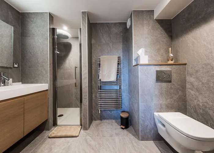 Le Glacier Pelve 1650 - Five Bedrooms - شاليه كورشوفيل